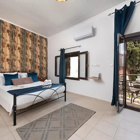 Emerald Dream House, Aithria Daire Rhodes City